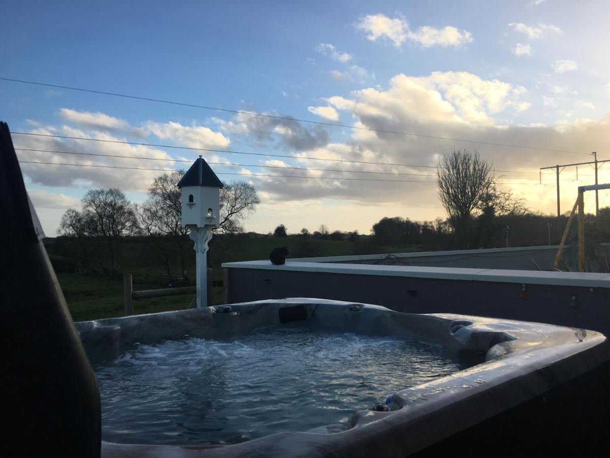 오마 Arvalee Retreat With Outdoor Hottub B&B 외부 사진