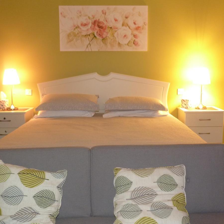 오마 Arvalee Retreat With Outdoor Hottub B&B 외부 사진